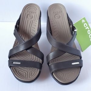 *NWT Crocs Cypress IV Heel
